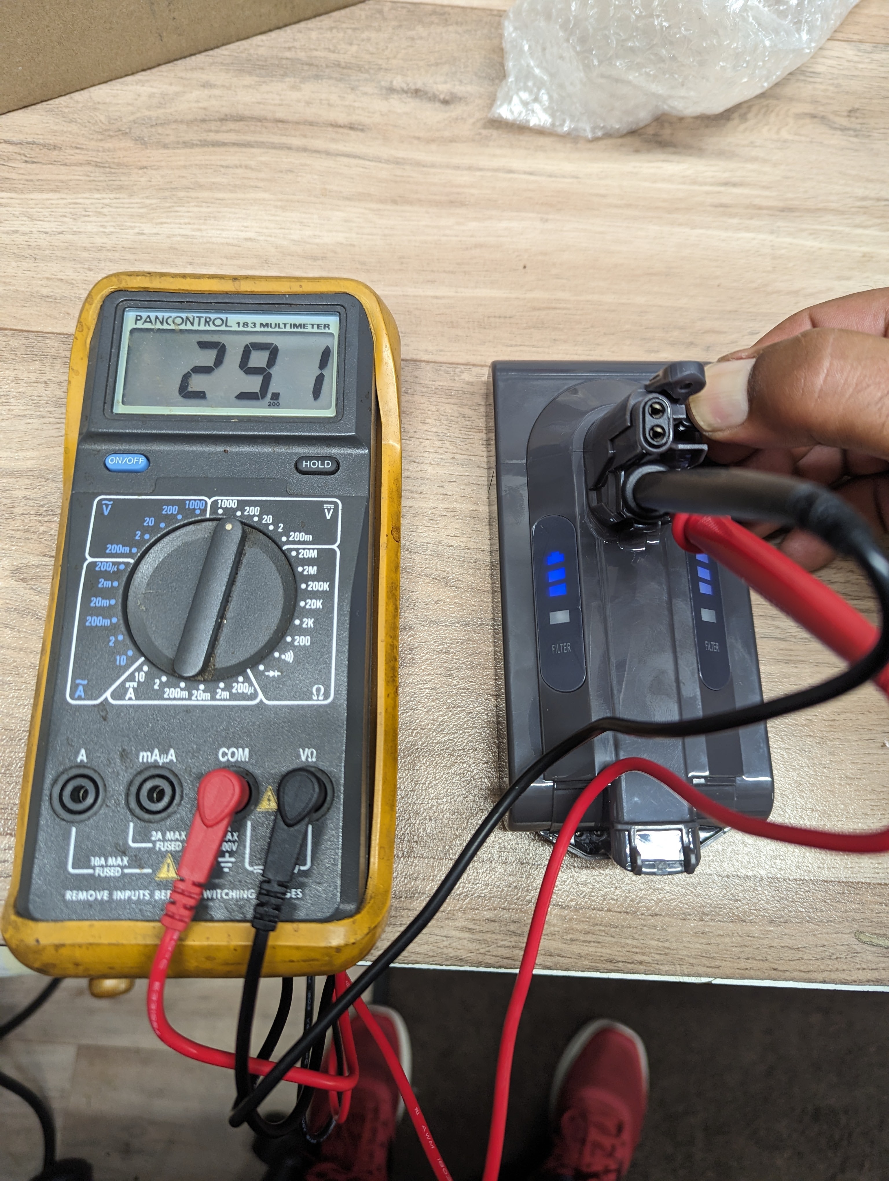 WOW, hat sogar 29,1V