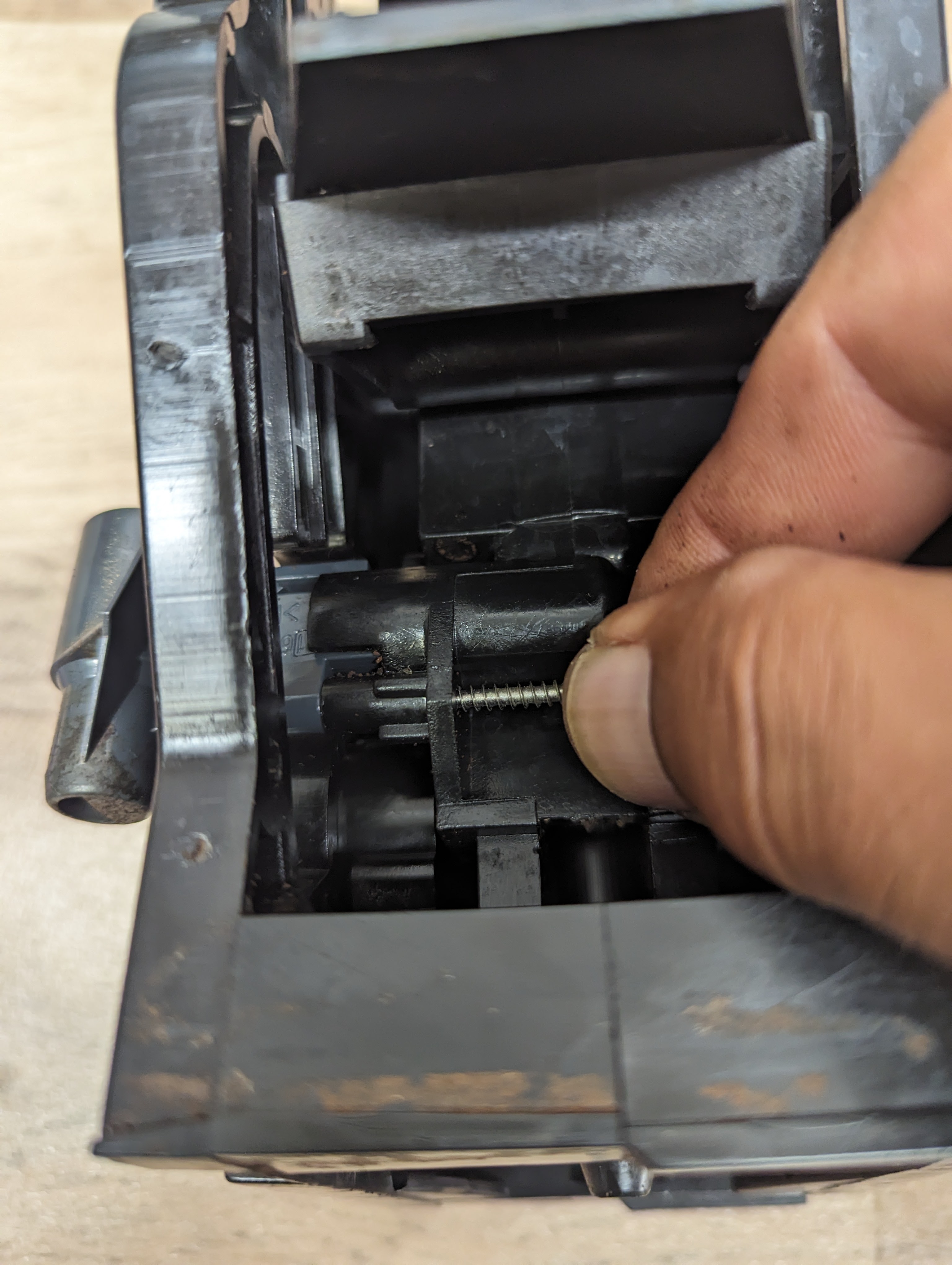 Wasserstutzen einbauen
